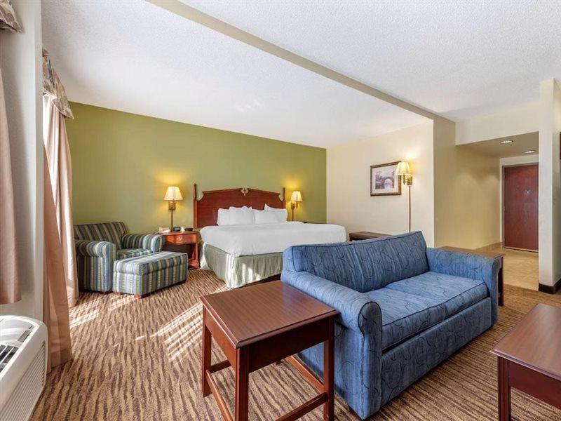 Wingate By Wyndham Buckhannon Esterno foto