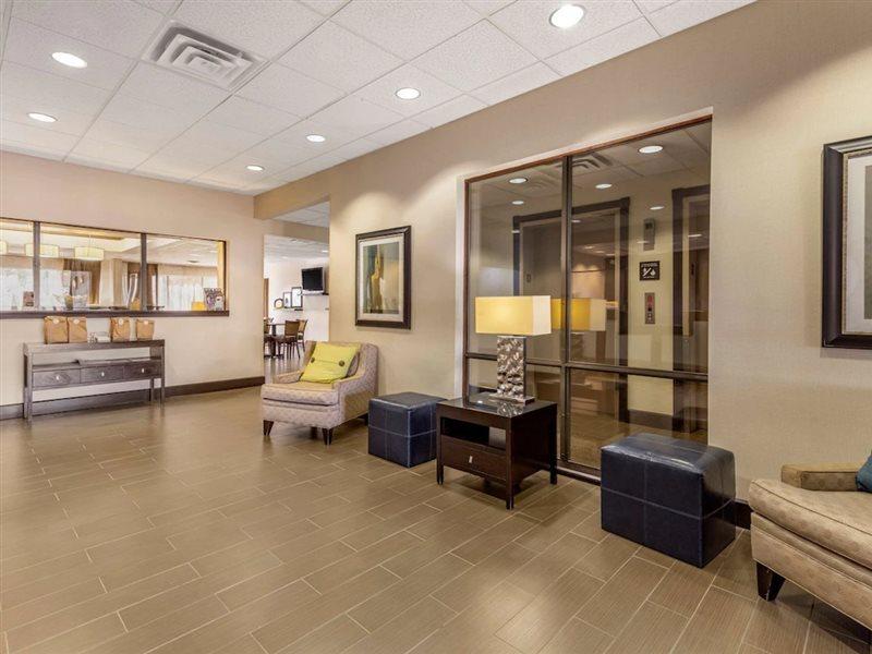 Wingate By Wyndham Buckhannon Esterno foto